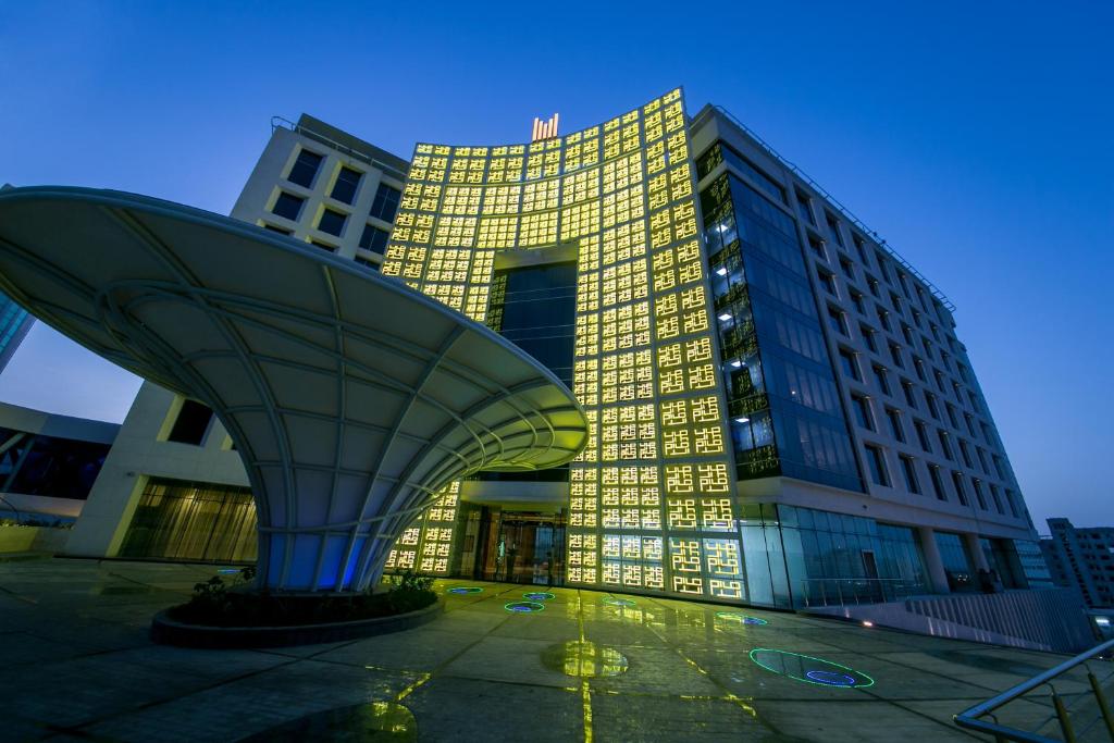 grand millennium hotel