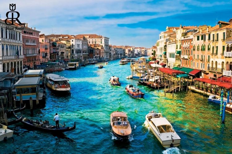 Catalonia Barcelona Plaza